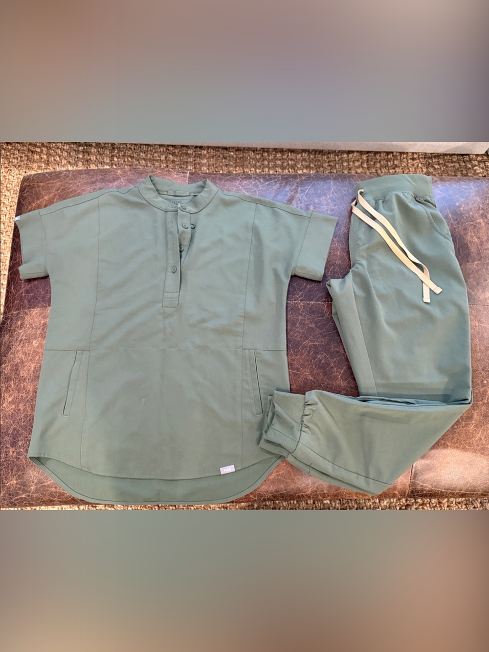 Figs Moss Scrub Set (READ DESCRIPTION)